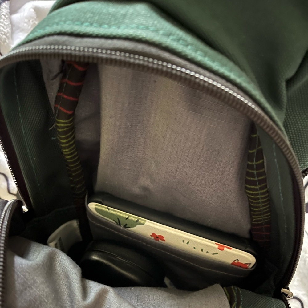 Ecodunia Umoja Sling Bag - Picture 7 of 7